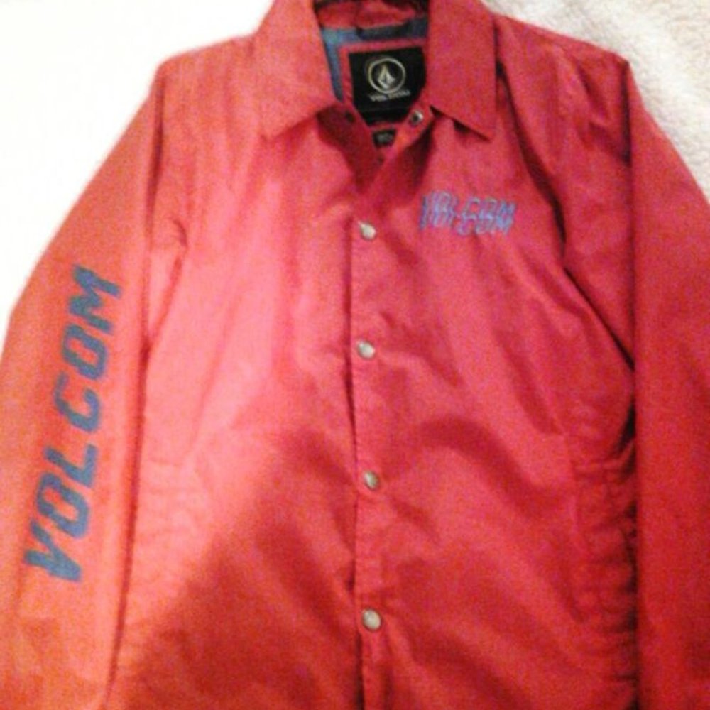 Volcom Windbreaker - Picture 1 of 4